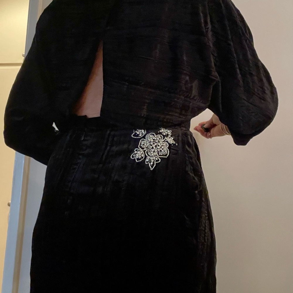 Paris Atelier black velvet sheath size 8